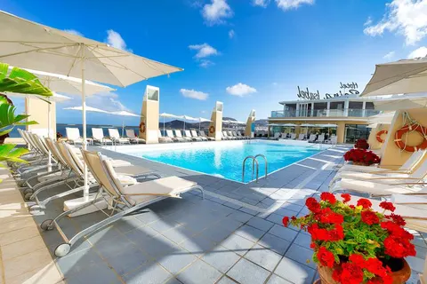 Bull Reina Isabel & Spa foto 1