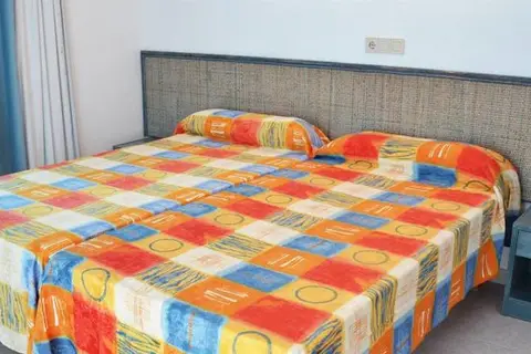 Aparthotel Vibra del Mar in Sant Antoni de Portmany — foto 2