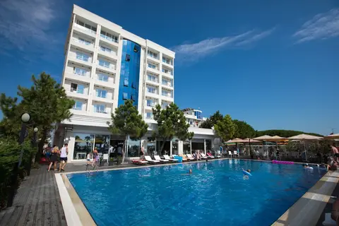 Blumare Resort in Kryevidh — foto 4