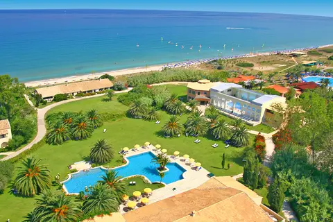 St. George's Bay Country Club in Αχαράβη — foto 15