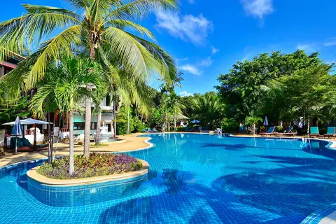 First Bungalow Beach Resort in บ้านเฉวง — foto 12