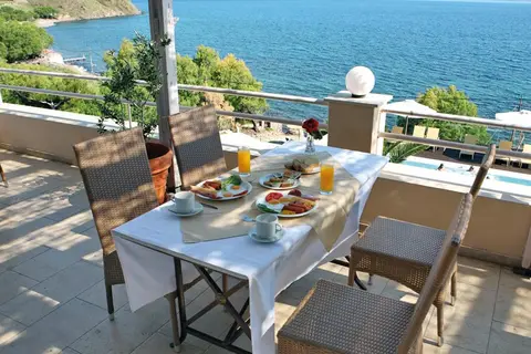 Viva Mare in Μόλυβος — foto 3