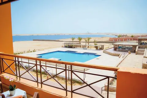 Viva Blue Resort & Diving Sports in Sandwich Coner
