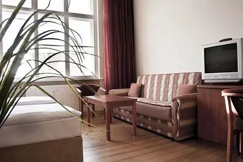 Astrid am Kurfurstendamm in Berlijn — foto 11