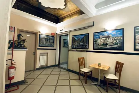 Elide in Rome, foto 12