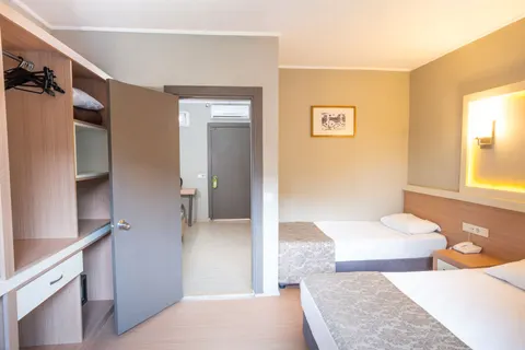 Fly & Go Sun City Appartement & Hotel foto 5