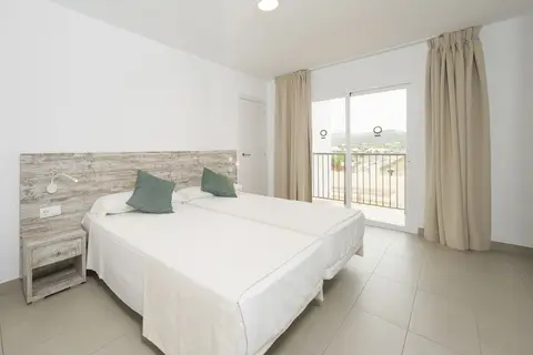 Apartamentos Vibra Riviera in Sant Antoni de Portmany — foto 26