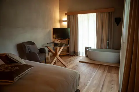 Au Charmant Petit Lac Spa & Park Hotel in Ayas — foto 11