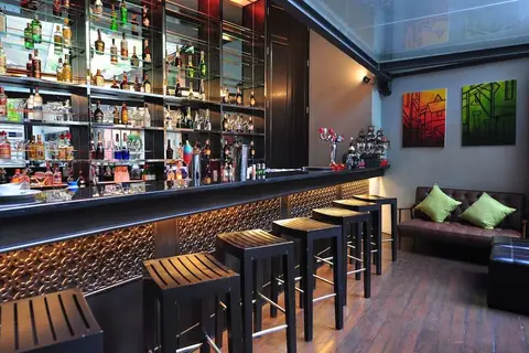 Oakwood Residence Sukhumvit 24 in Bangkok — foto 7
