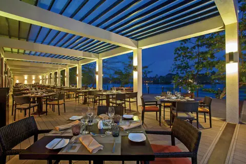 Centara Ceysands Resort & Spa Sri Lanka in Aluthgama — foto 17