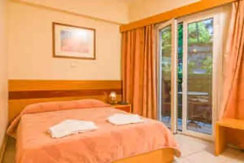 CNic Hellinis Hotel in Korfoe — foto 20