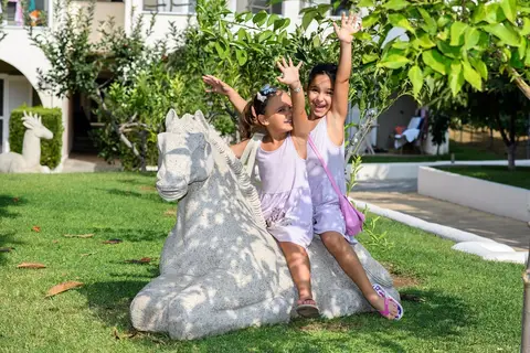 Alexandra Elegance Bridging Generations in Ποτός — foto 23