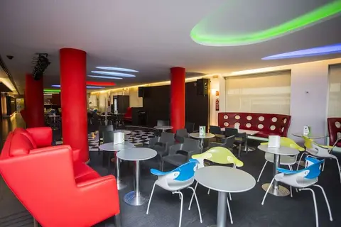 Oasis Plaza in Benidorm — foto 20