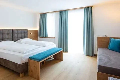 Hotel Blitzburg in Bruneck - Brunico — foto 20