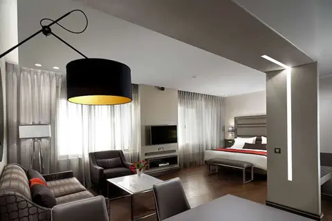 Holiday Suites Arnis Street in Athene — foto 4