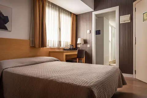 Hotel Sagrada Familia in Barcelona — foto 10