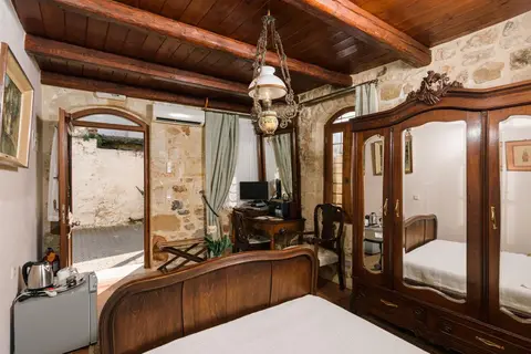 Casa Di Veneto Luxury Suites in Chersonissos — foto 28