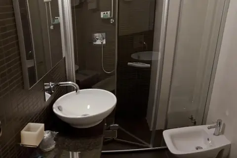 Hotel Santiago in Rome — foto 17