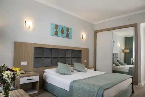 Adonis Hotel in Muratpaşa — foto 21