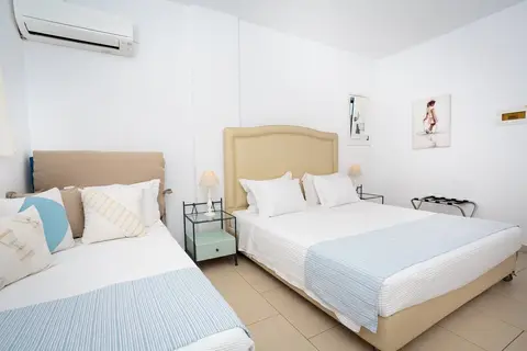 Pyrgaki Hotel in Παροικιά — foto 12