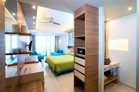 Atrion Resort Hotel & Appartementen in Agia Marina — foto 18