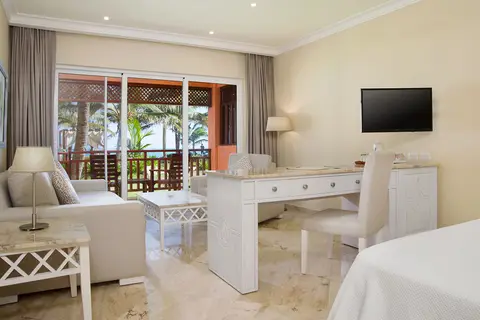 Vik Hotel Cayena Beach in Salvaleón de Higüey — foto 15
