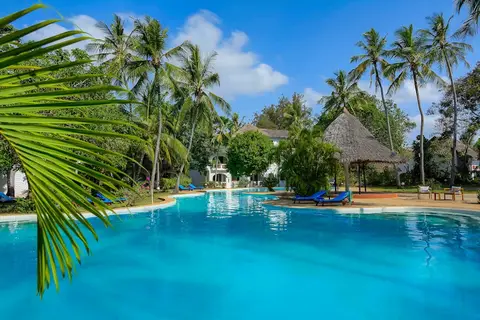 Diamonds Leisure Beach & Golf Resort in Diani Beach — foto 27