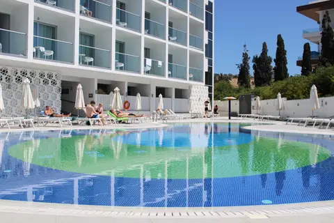 River Rock in Ayia Napa — foto 5