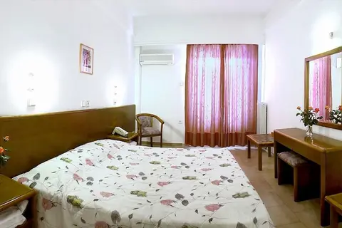 Irinna Hotel in Σβορωνάτα — foto 15