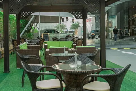 First Central Hotel Suites in Dubai — foto 13