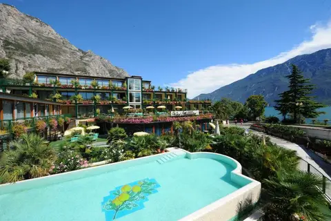 Hotel Alexander in Limone sul Garda