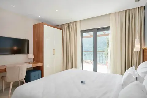 HUMA Kotor Bay Hotel & Villas in Kotor — foto 24