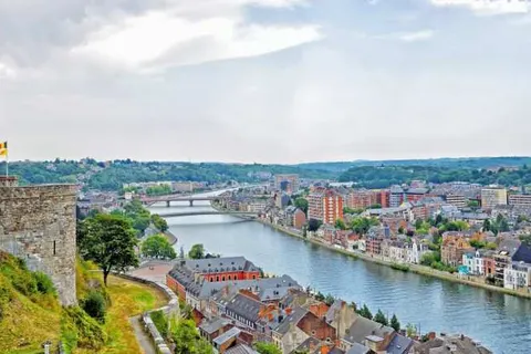 Castel de Pont-à-Lesse foto 18