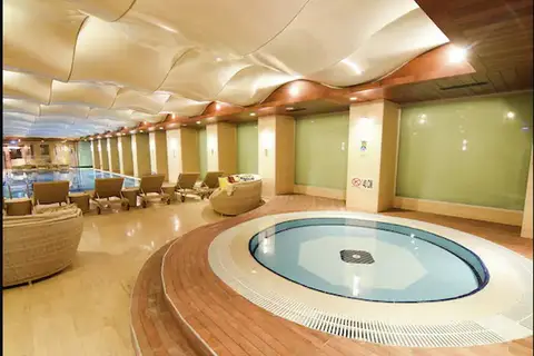 DoubleTree by Hilton Istanbul Topkapi in Fatih — foto 27