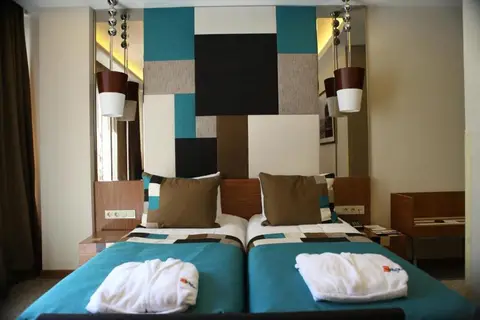 Collage Pera Hotel in Fatih — foto 4