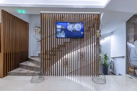 Polis Grand in Athene — foto 18