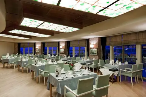 Liberty Hotels Lara in Aksu — foto 23