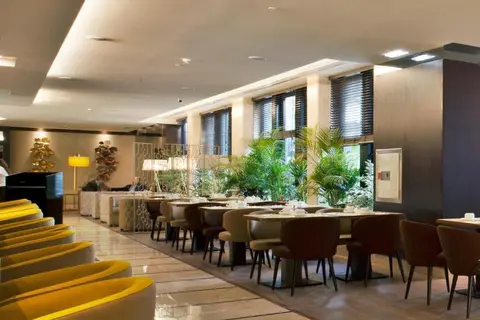 Turim Marquês Hotel in Almada — foto 15