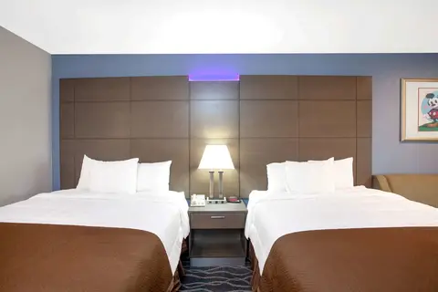 Travelodge Inn & Suites by Wyndham Anaheim on Disneyland Drive in Anaheim, foto 12