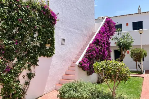 Hotel Apartamentos Playa Parc in Es Mercadal — foto 3