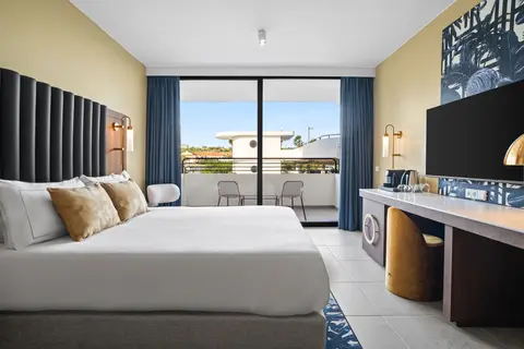 The Rif at Mangrove Beach Corendon Curacao All-Inclusive, Curio by Hilton in Willemstad — foto 11