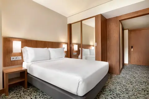 Ramada by Wyndham Lisbon in Almada — foto 30