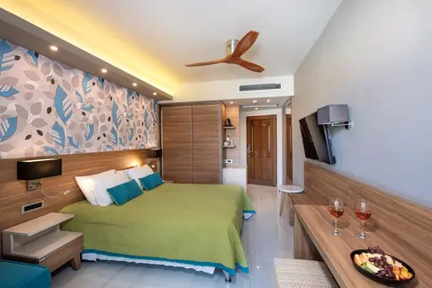 The Atrion Resort Hotel & Apartments in Agia Marina, foto 2