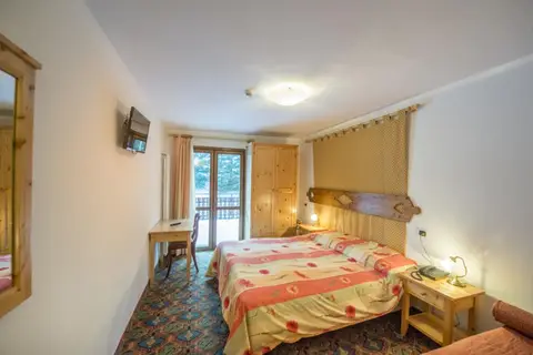 Hotel Villa Emma in Canazei - Cianacei — foto 2