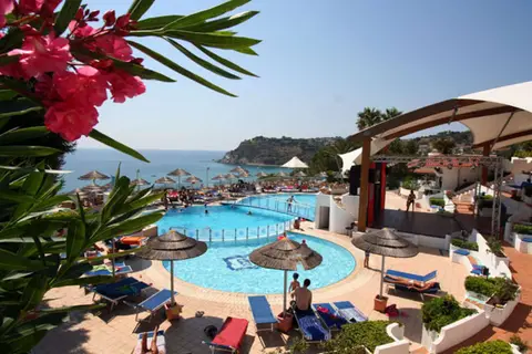 Scoglio Della Galea Resort & Spa in Ricadi, foto 13