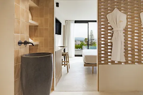 Bonito Ibiza By O Beach in Sant Antoni de Portmany — foto 11
