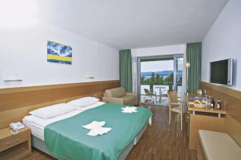 Bluesun Hotel Elaphusa in Bol — foto 4