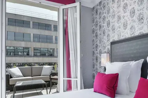 Maison Astor Paris, Curio Collection by Hilton in Parijs — foto 15