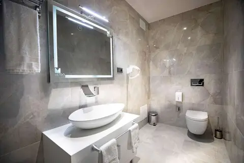 Metro Hotel Tirana in Tirana — foto 11