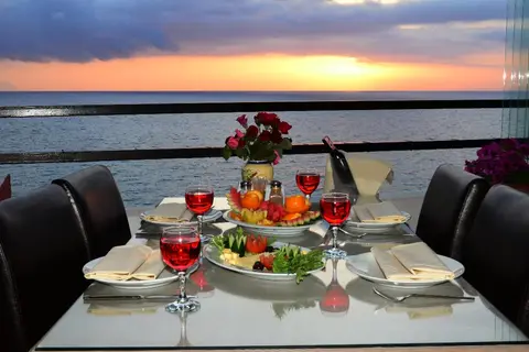 Sunday Beach Hotel in Kusadasi — foto 3